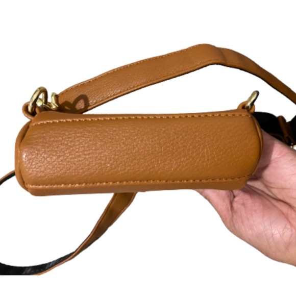 Fanny Packs Purse Vegan Leather Small Sling/Crossbody Bag w/ Adjustable Strap - Picture 7 of 10